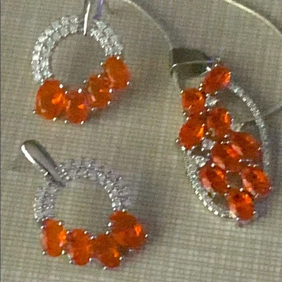 Elegant Silver and Orange Spessartine quartz Jewelry Set with no chain - Picture 1 of 13